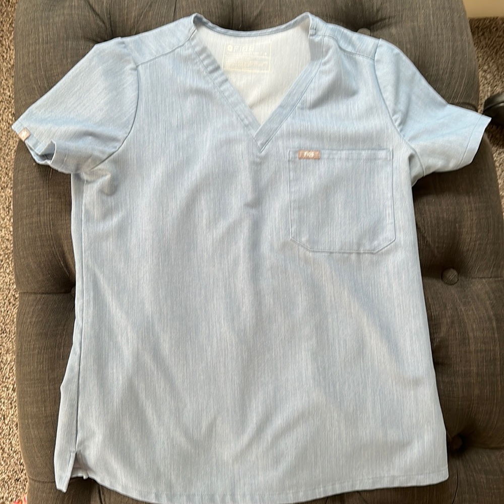 M denim colored FIGS scrub top